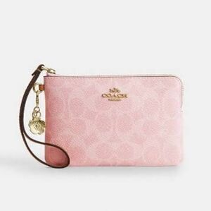 Coach Corner Zip Wristlet in Powder Pink